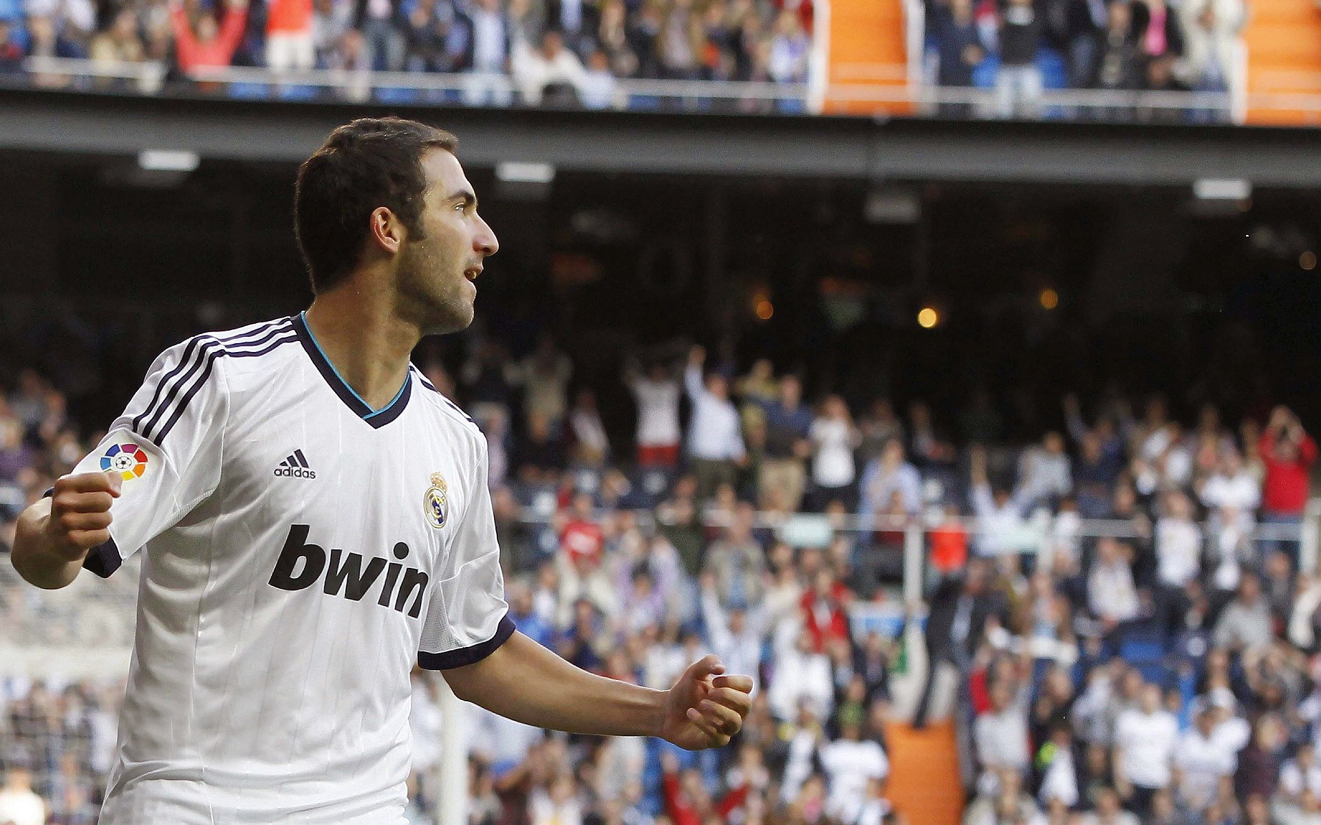 开云体育中国官网-多队同城是否削弱了俱乐部市场影响力，同城联赛影响战力吗